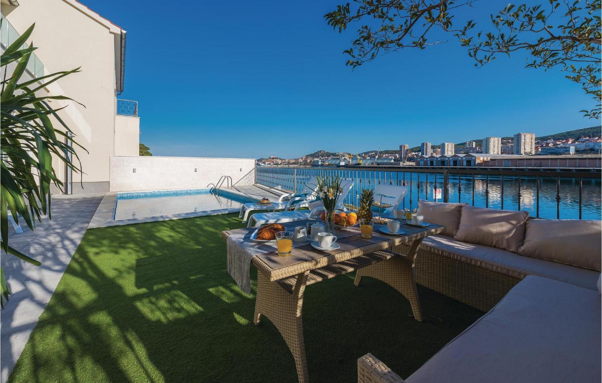 Beautiful Home In Sibenik With Kitchen Kültér fotó
