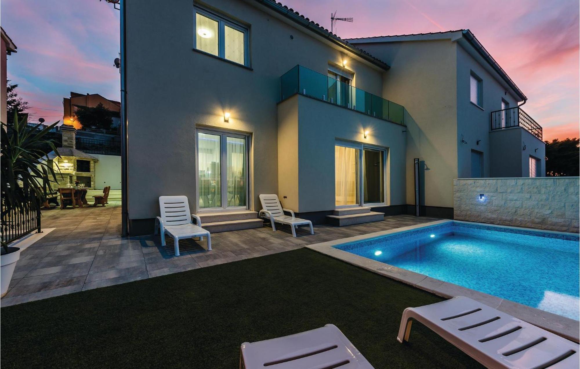 Beautiful Home In Sibenik With Kitchen Kültér fotó