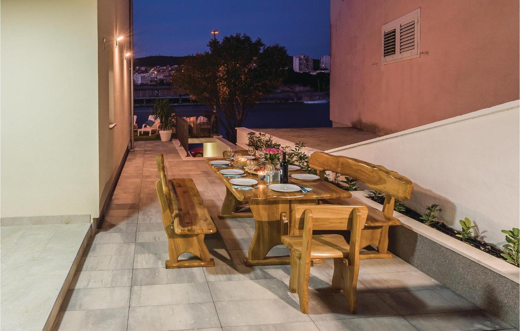 Beautiful Home In Sibenik With Kitchen Kültér fotó