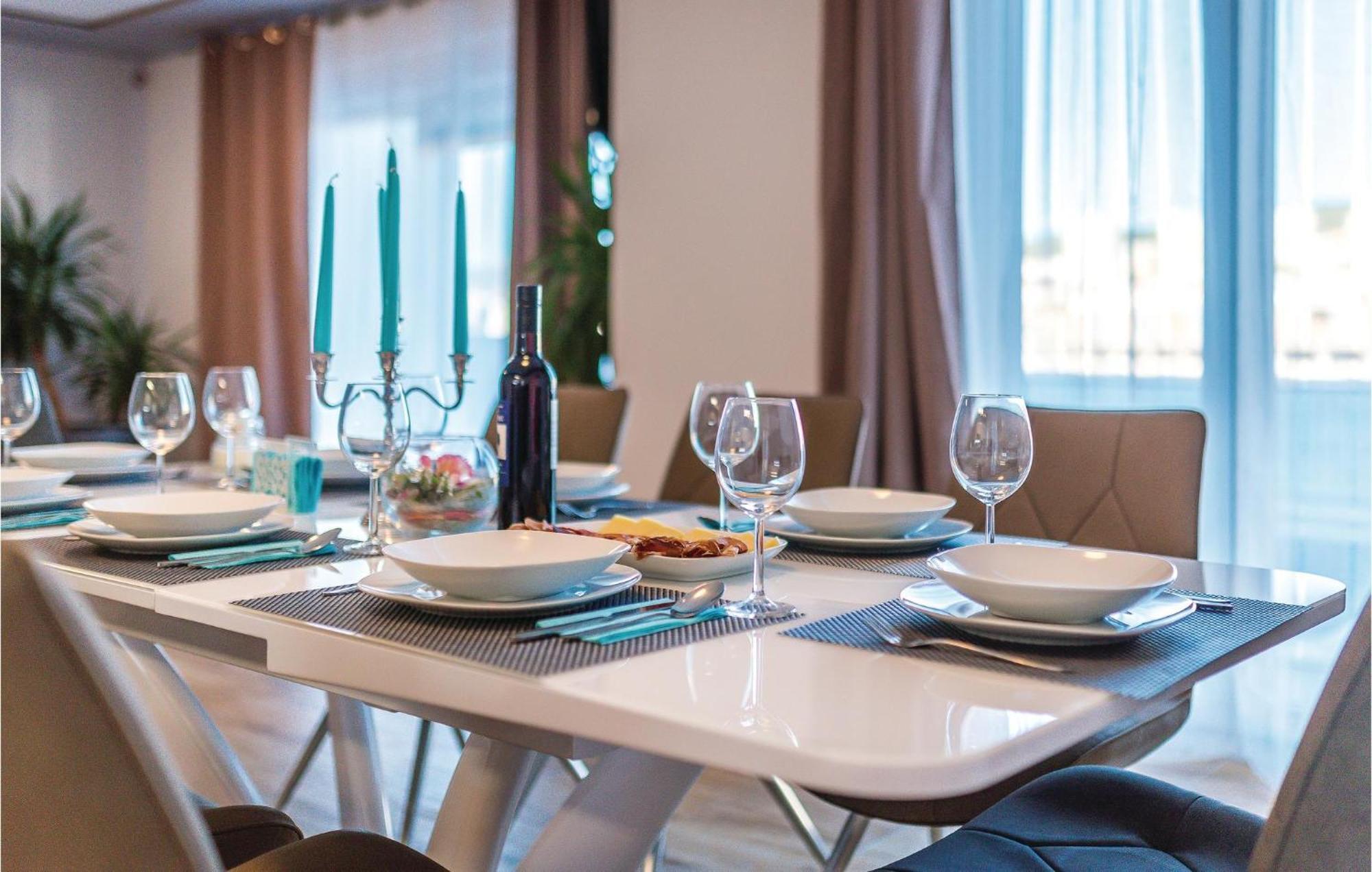 Beautiful Home In Sibenik With Kitchen Kültér fotó